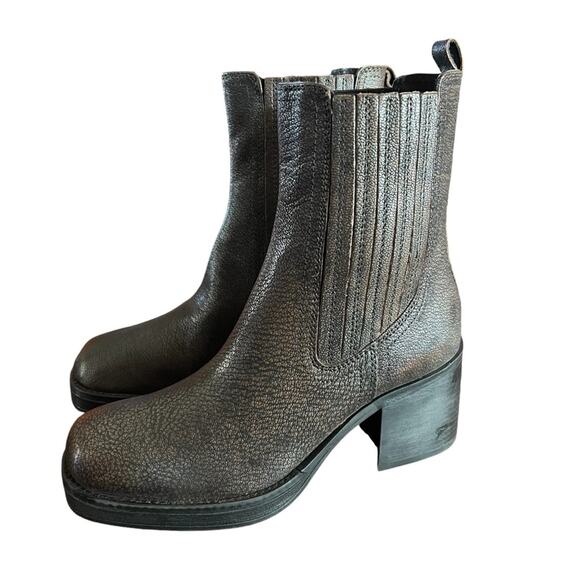 Kenneth Cole Jet Black Antique Gold Leather Chelsea Boots Chunky Heel Size 7 - Picture 1 of 8
